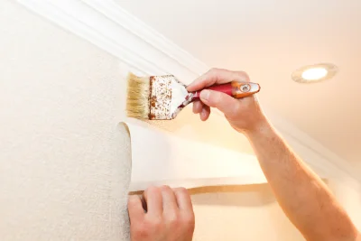 Pose de papier peint à Lamorlaye — revêtements muraux et toiles de verre
